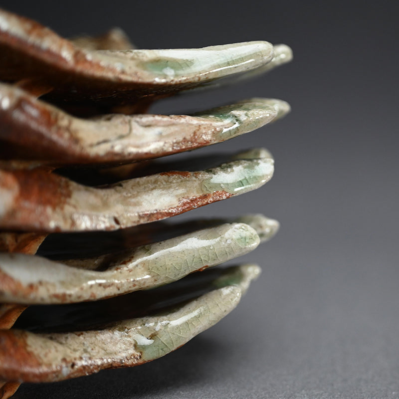 Haiyu Shinogi Small Plate ー新 学 “灰釉 鎬小皿”