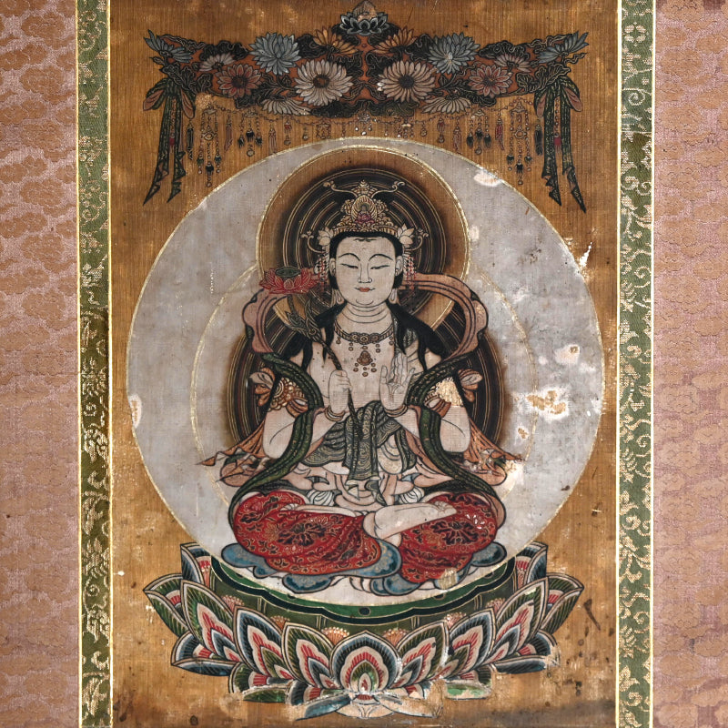 Exquisite Vertical Kannon Triad