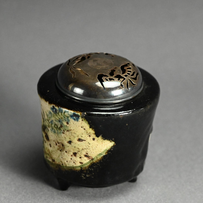 Kenzan Style Black Raku Koro Censer with Silver Lid ー乾山楽焼 香炉