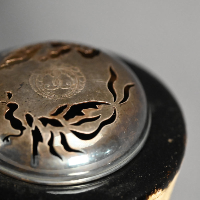 Kenzan Style Black Raku Koro Censer with Silver Lid ー乾山楽焼 香炉