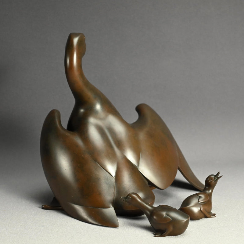 Bronze Duck family by Imperial Artist ー津田 信夫 "愛憐庇護"