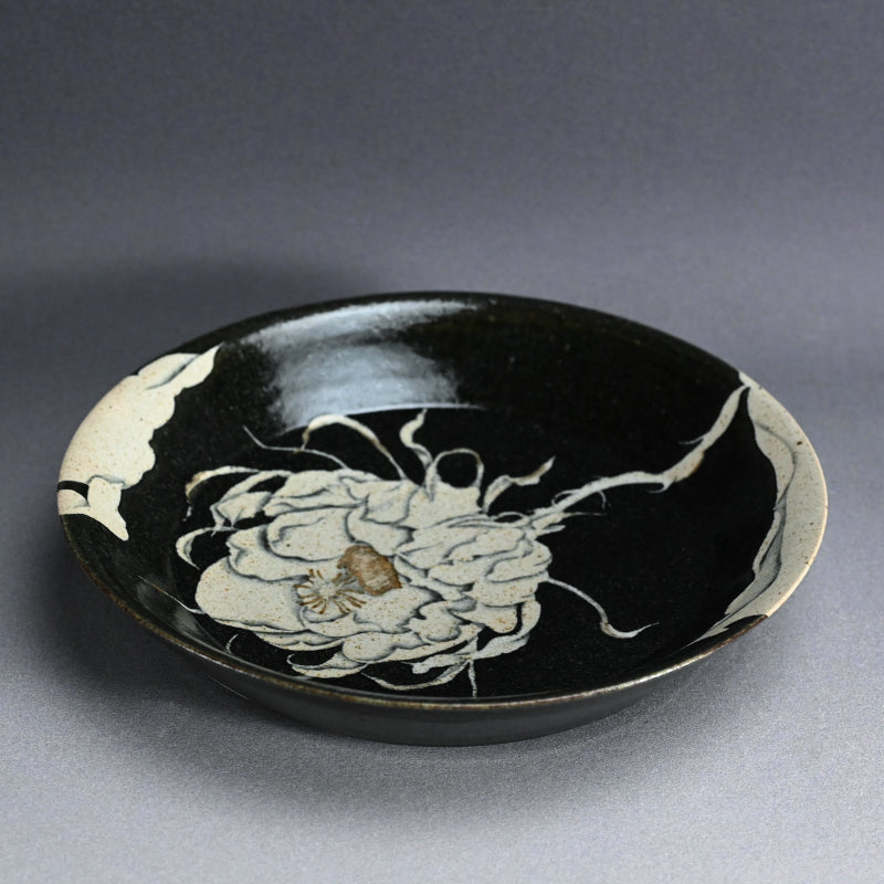 Unusual Early Work by Legendary, Moon-Flower ー和田 守卑良 “月花文鉢”