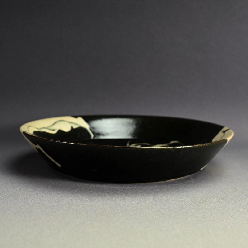 Unusual Early Work by Legendary, Moon-Flower ー和田 守卑良 “月花文鉢”