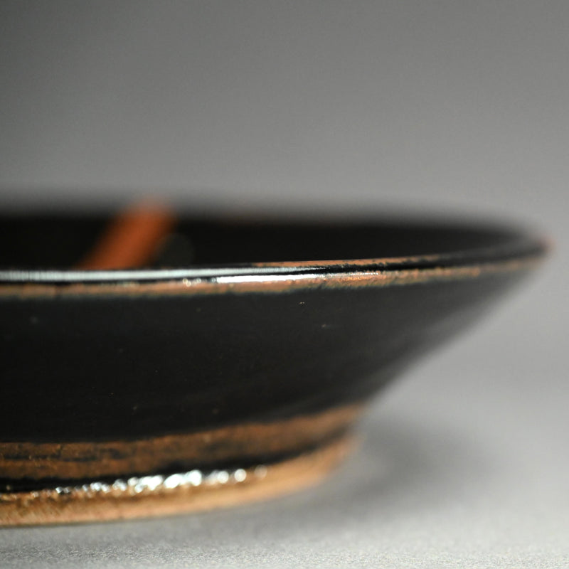 Essential Large Sabi-yu Plate by LNT ー浜田 庄司 “黒釉錆流描皿”