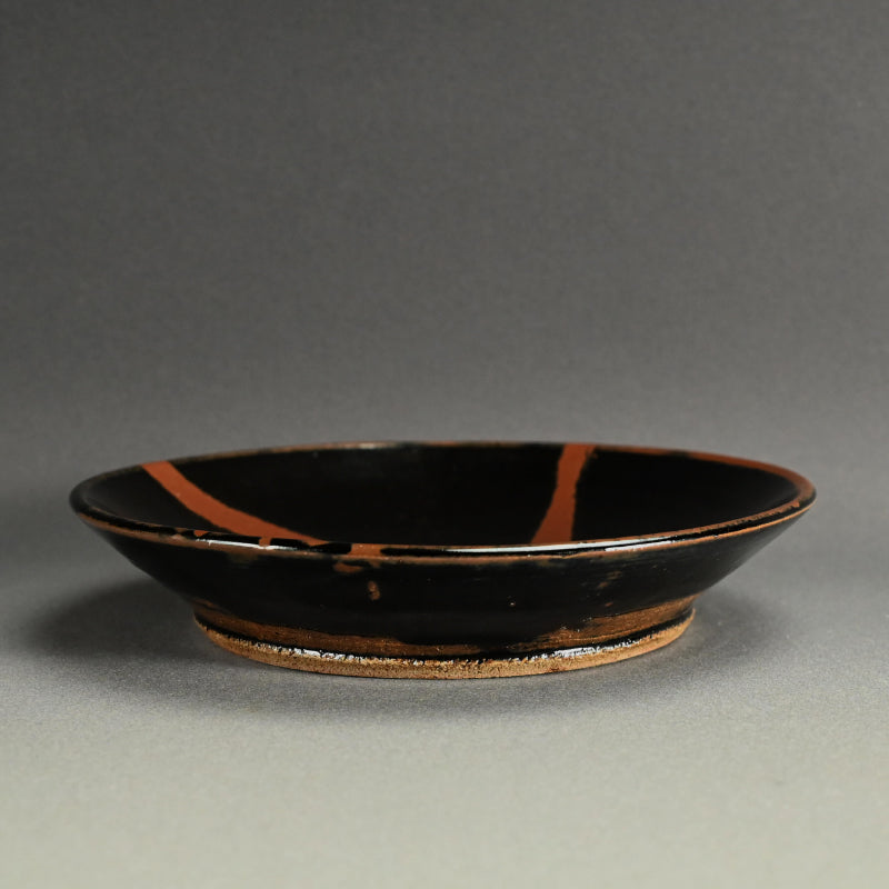 Essential Large Sabi-yu Plate by LNT ー浜田 庄司 “黒釉錆流描皿”