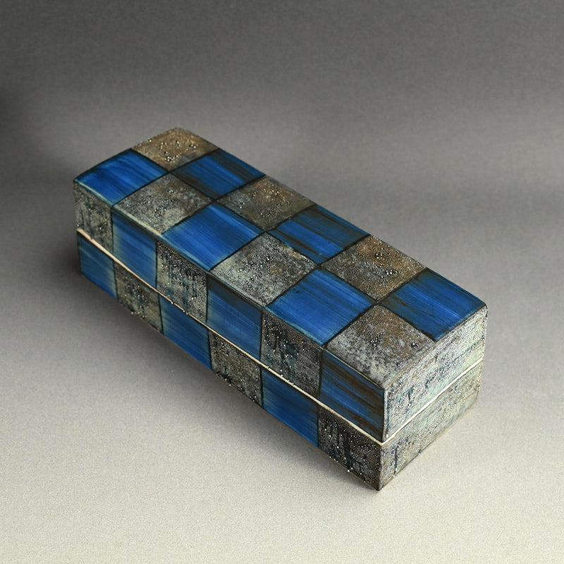 Time and Space Porcelain Box ー近藤 高弘 “次元陶筥”