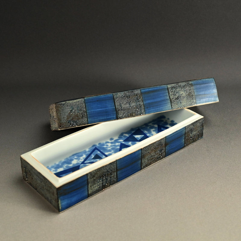 Time and Space Porcelain Box ー近藤 高弘 “次元陶筥”