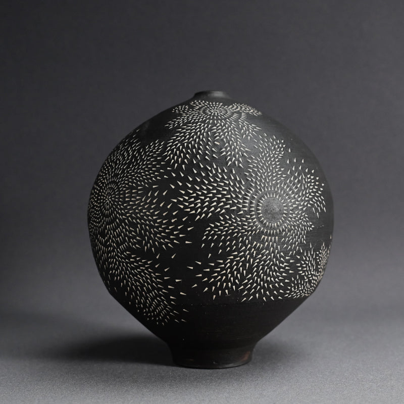 Contemporary Vase by important Female Artist ー北村 純子 “花入”