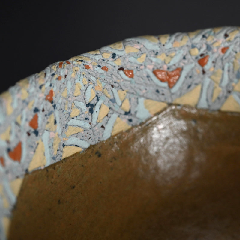 Katakuchi Inlayed Basin by important artist ー岸 映子 “彩石象嵌器”