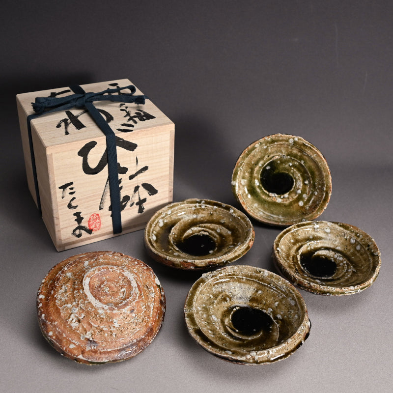 Set of 5 dishes ー村越 琢磨 “灰釉 あわび皿”