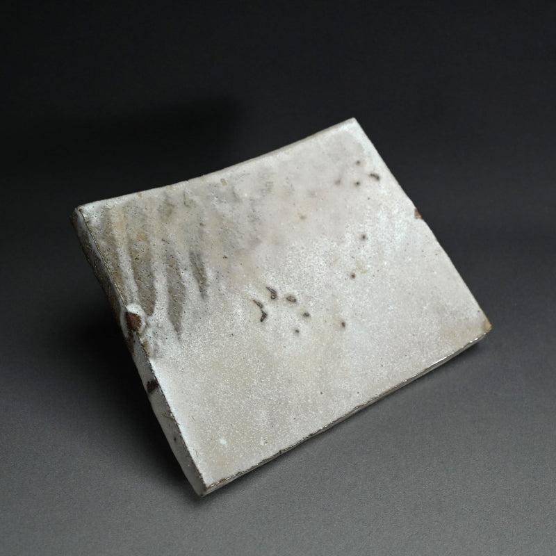 Lavender Hue Hagi Slab Plate ー三輪 栄造 “皿”