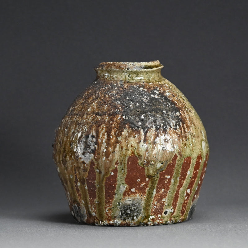 Uzukumaru Tsubo ー辻村 塊 “蹲”