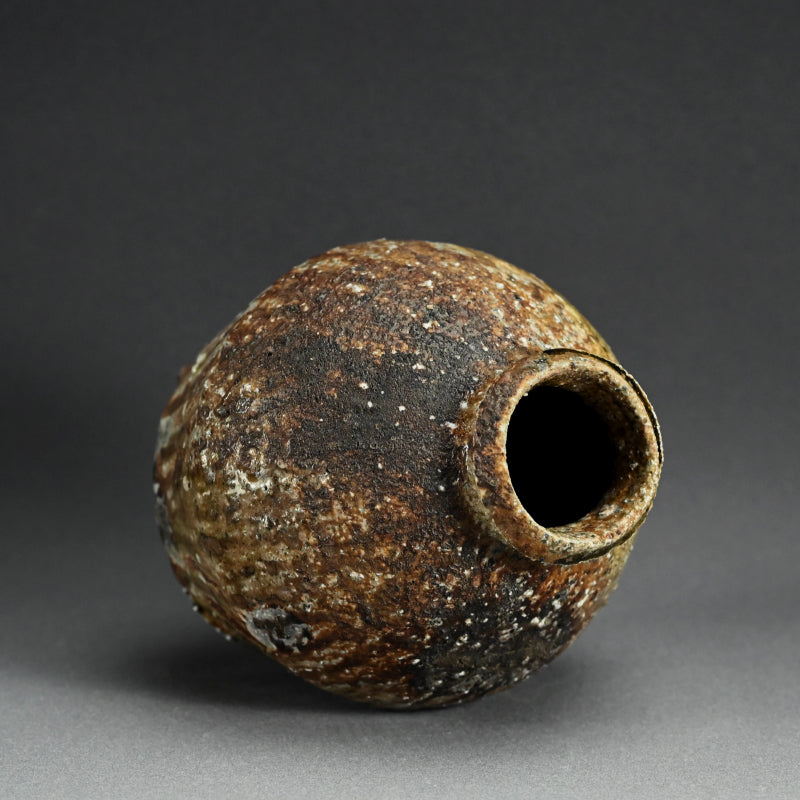 Uzukumaru Tsubo ー辻村 塊 “蹲”