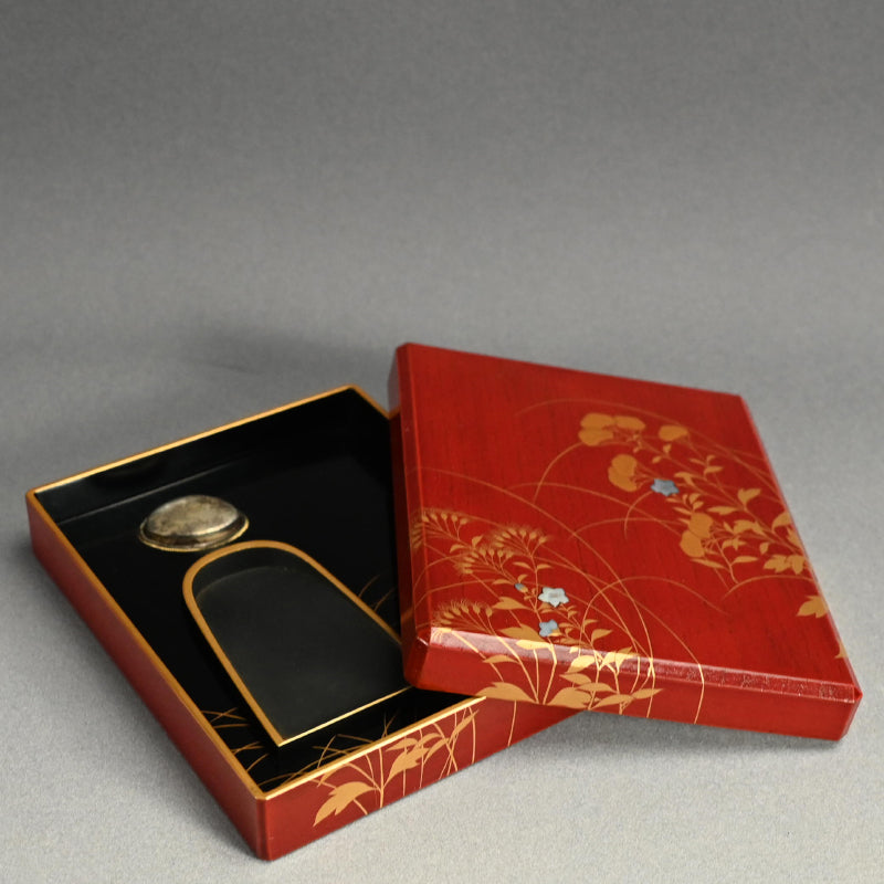 Antique Japanese Rimpa Revival Lacquer Writing Box ー秋草絵硯箱