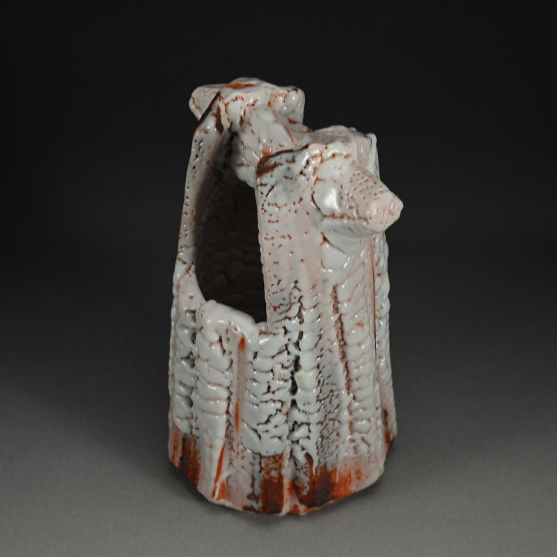 Stellar Shino Vase ー林 正太郎 “志野手桶花器”
