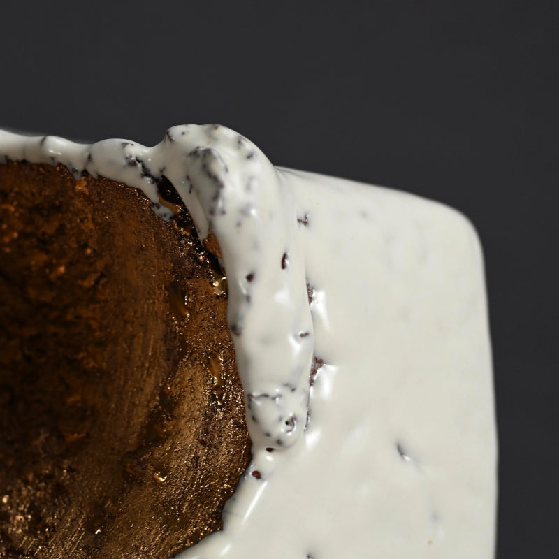 Sculptural Ceramic “Luminous” Box ー三輪 和彦 (十三代 休雪) "輝環"