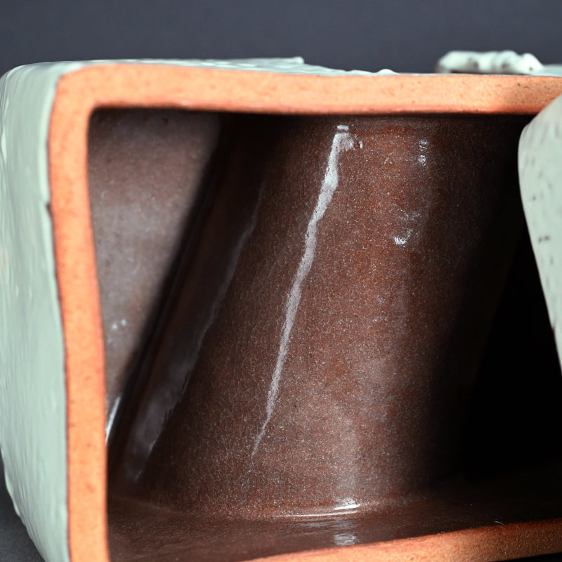 Sculptural Ceramic “Luminous” Box ー三輪 和彦 (十三代 休雪) "輝環"