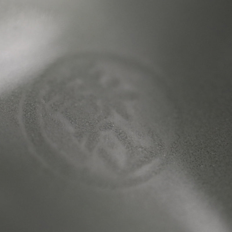 Celadon Koro with silver lid ー二代 諏訪 蘇山 “青瓷袴腰 香爐”
