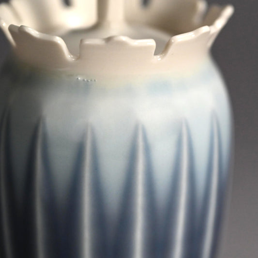 Small Lidded Porcelain Container ー永草 陽平 “流彩磁盒子”