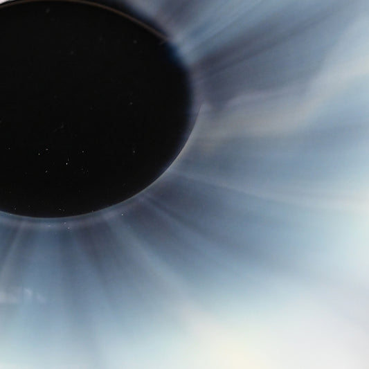 Dramatic Porcelain Bowl ー永草 陽平 “流彩磁鉢”