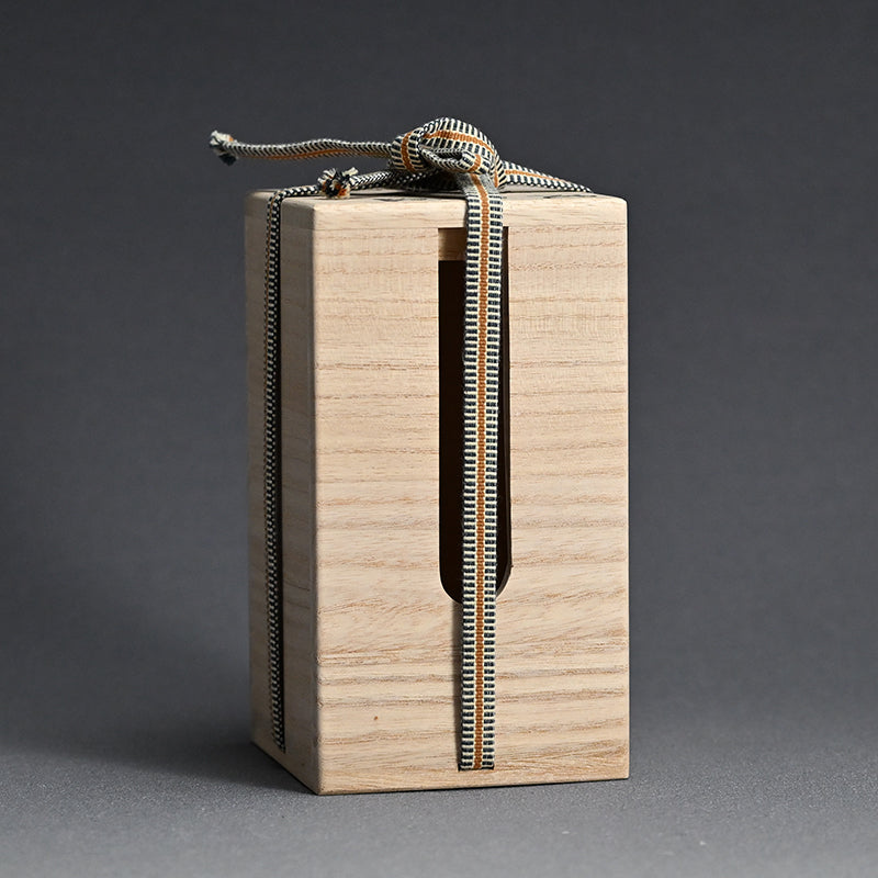 Ryusaiji Teapot and Yunomi Set ー永草 陽平 “流彩磁ポット”、”湯呑”