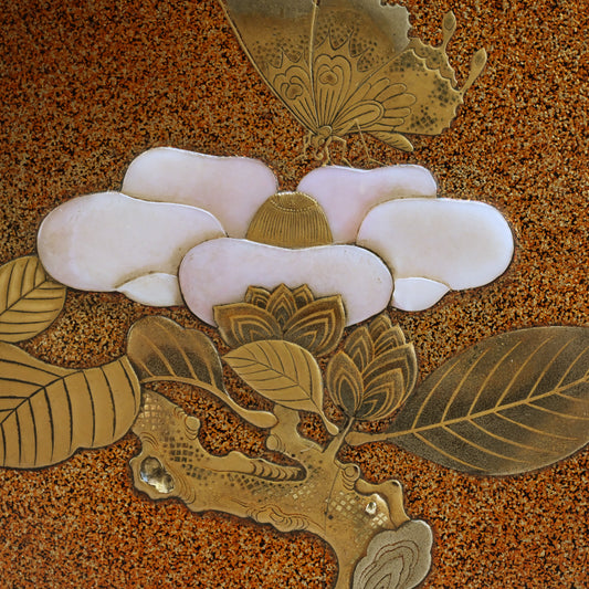 Exquisite Edo period Japanese Lacquered Writing Box