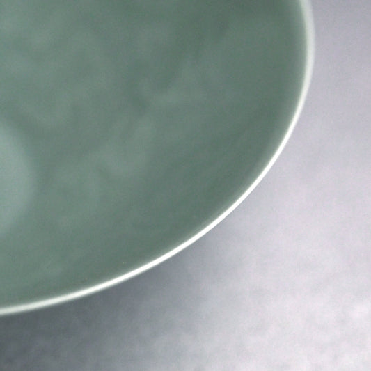 Seiji Porcelain Bowl by Imperial Artist ー初代 諏訪 蘇山 "青瓷滓挿製 古盛"