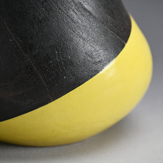 Large Yellow Oribe Vase ー柳原 睦夫 “キ オリベ 花壺”