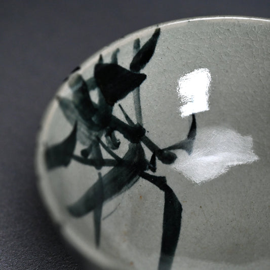 Antique Asahiyaki Chawan Tea Bowl Decorated ー竹内 栖鳳 "朝日焼茶盌 墨竹”