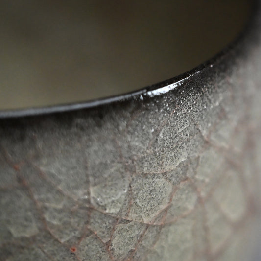 Breathtaking Chawan Tea Bowl ー若尾 経 “米色青瓷茶盌”