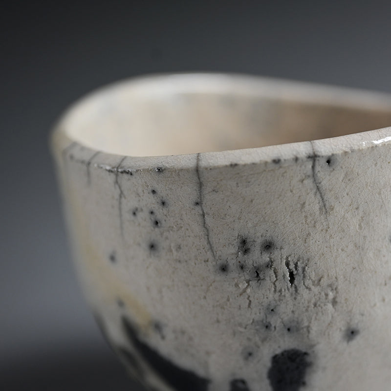 Shiro-Raku Chawan ー橋本 知成 “白楽筒茶碗”