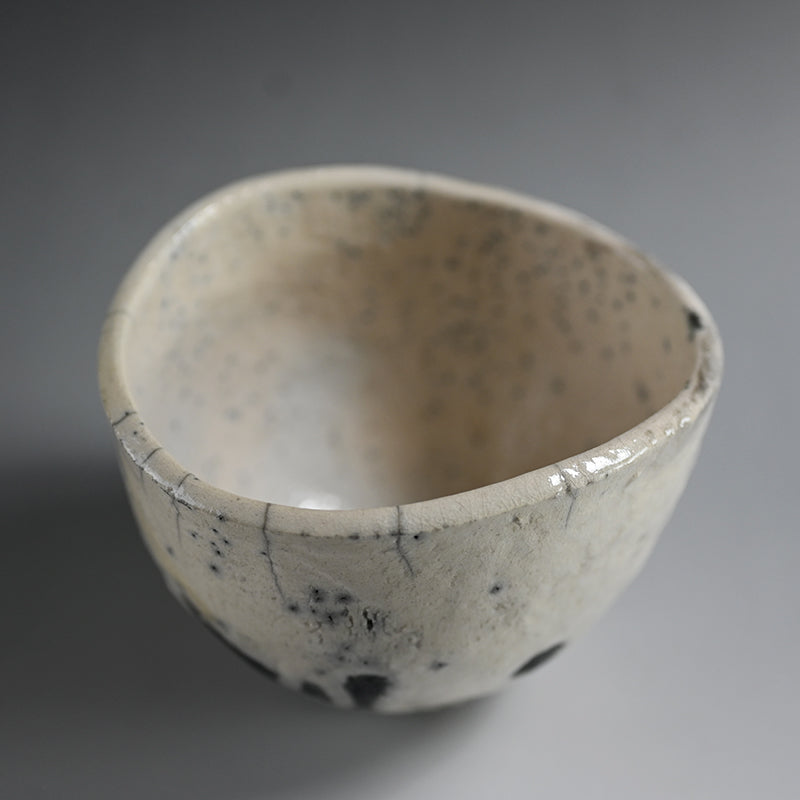 Shiro-Raku Chawan ー橋本 知成 “白楽筒茶碗”