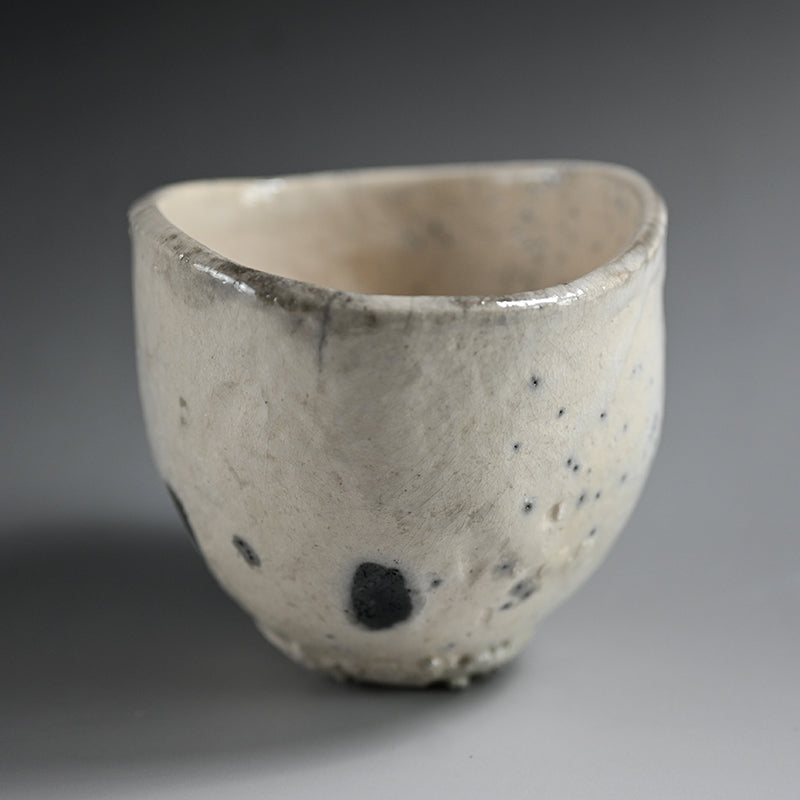 Shiro-Raku Chawan ー橋本 知成 “白楽筒茶碗”