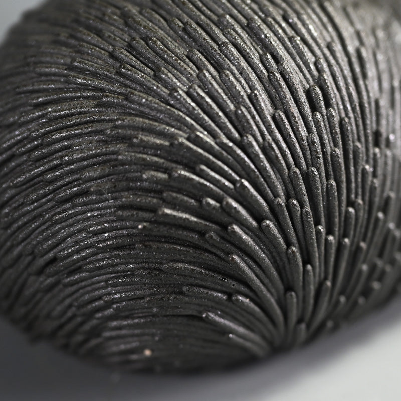“FEMALE” Contemporary Ceramic Sculpture ータカハシ アオイ