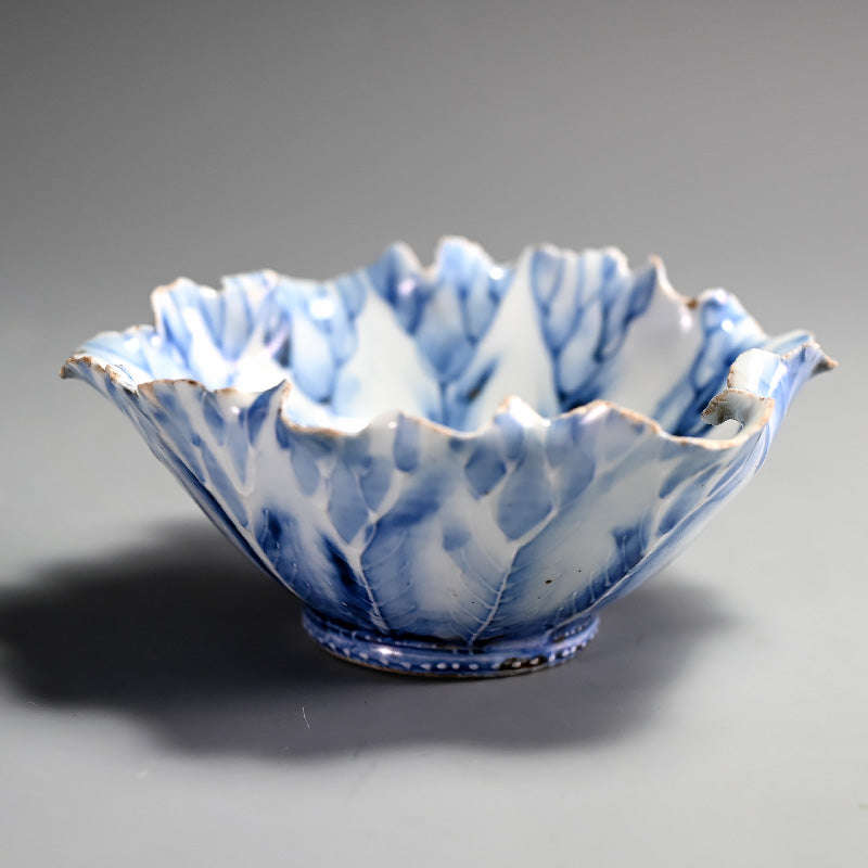 Blue & White Lotus leaf Bowl ー松月山 鸞亭