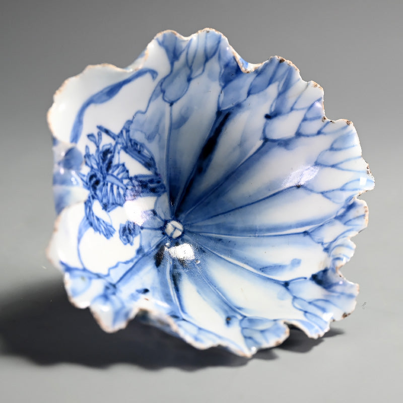 Blue & White Lotus leaf Bowl ー松月山 鸞亭
