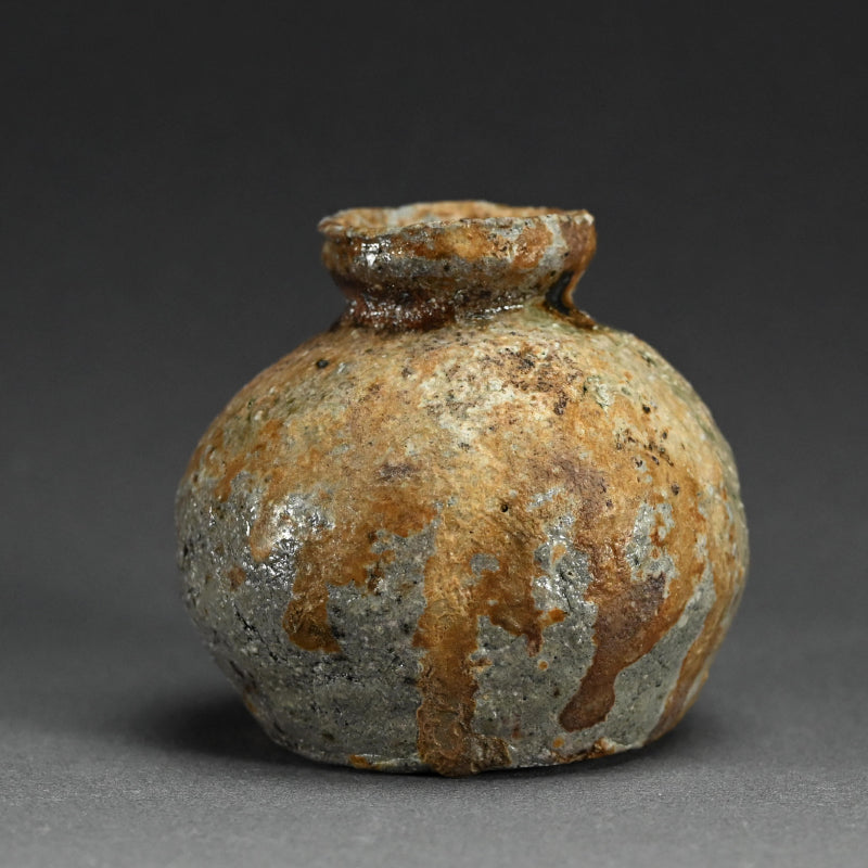 Iga Yakishime Uzukumaru Vase ー寛白窯 岸野 寛 “伊賀焼〆蹲壺”