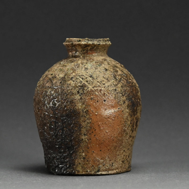 Iga Yakishime Vase ー寛白窯 岸野 寛 “伊賀焼〆檜垣文蹲壺”