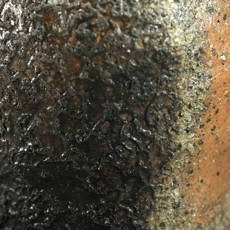 Iga Yakishime Vase ー寛白窯 岸野 寛 “伊賀焼〆檜垣文蹲壺”