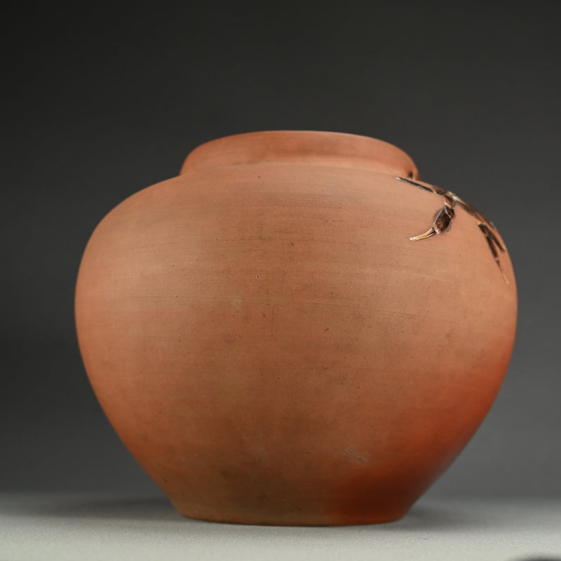 Crabby Vase ー宮川 香山 "素肌 蟹画 花瓶"