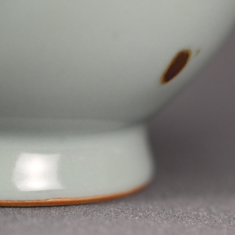 Celadon Vase by Pioneering Female Artist ー諏訪蘇山 "飛青瓷 花入"