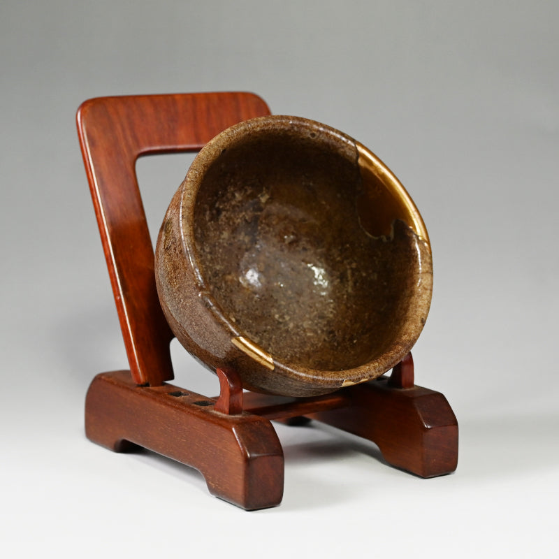 Exquisite Early Karatsu Kintsugi Chawan w/ Gold Repair