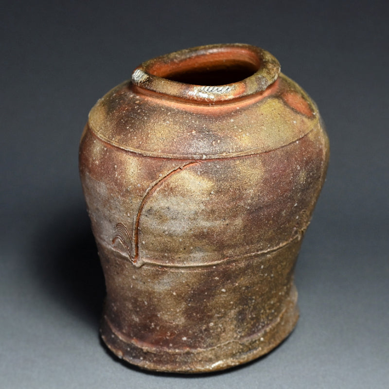 Contemporary Iga Tsubo ー小島 憲二 "伊賀焼 壺"
