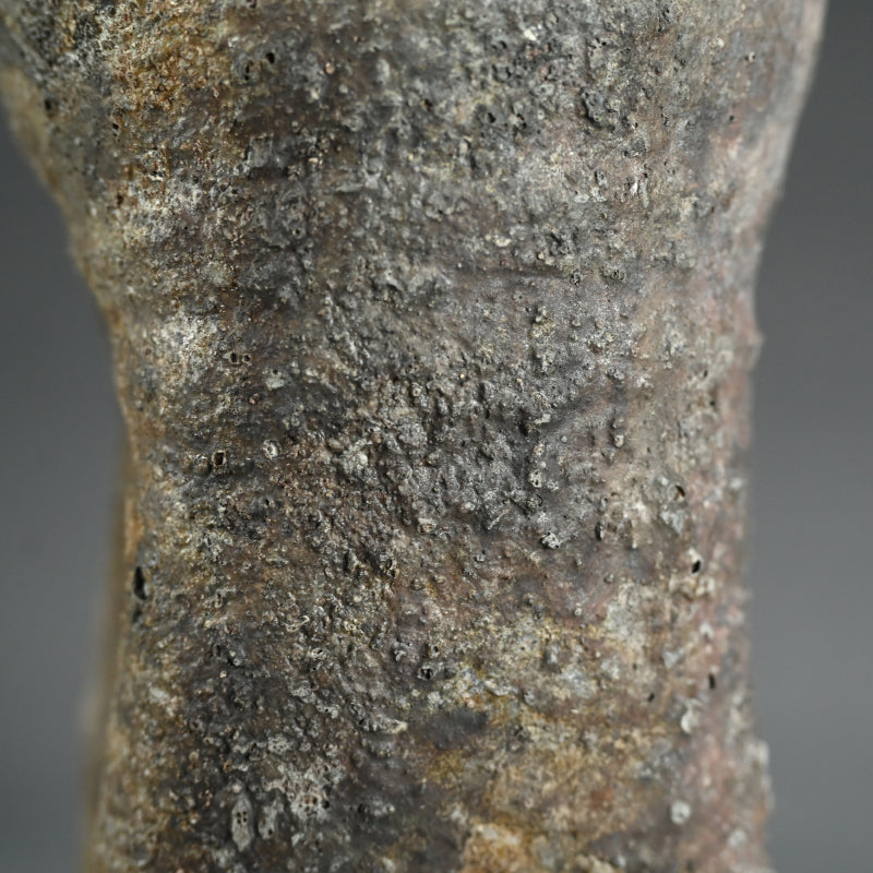 Charred Natural Ash Glazed Vase ー今井 理桂 "自然釉花生"