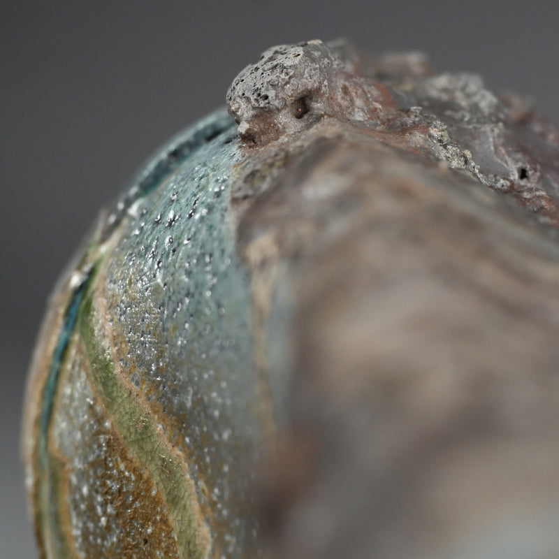 Charred Natural Ash Glazed Vase ー今井 理桂 "自然釉花生"