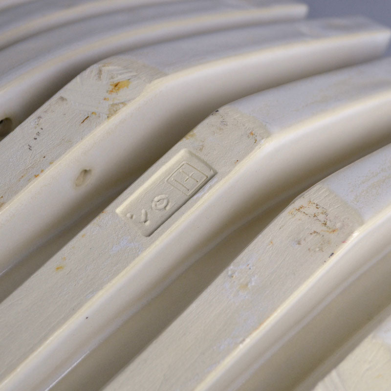 Contemporary White Ceramic Sculpture "Flow" ー杉谷 恵造