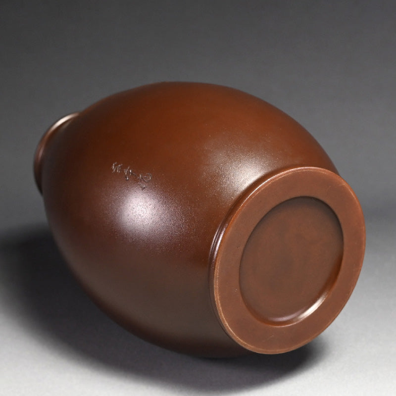 Leisurely Japanese Swimming Koi Vase ー内免勝二, 紫峰 "青銅製花瓶 遊鯉”