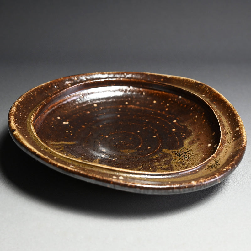 Large Iga Dish by Iga Legend ー小島 憲二 "伊賀焼 飴釉 沓鉢"