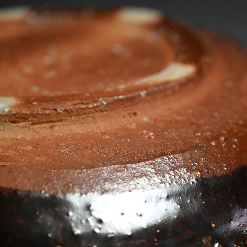 Large Iga Dish by Iga Legend ー小島 憲二 "伊賀焼 飴釉 沓鉢"