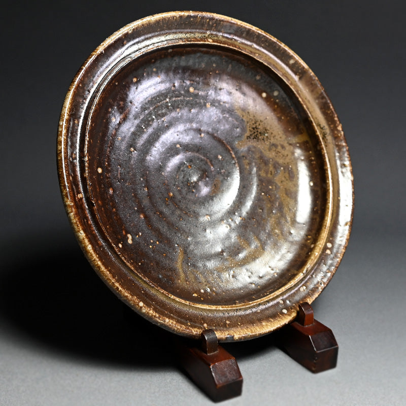 Large Iga Dish by Iga Legend ー小島 憲二 "伊賀焼 飴釉 沓鉢"